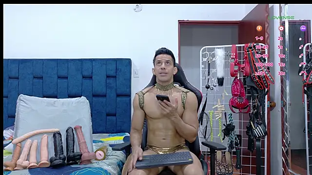 JoseRumbero26 online show from February 2026 02:00:02 AM