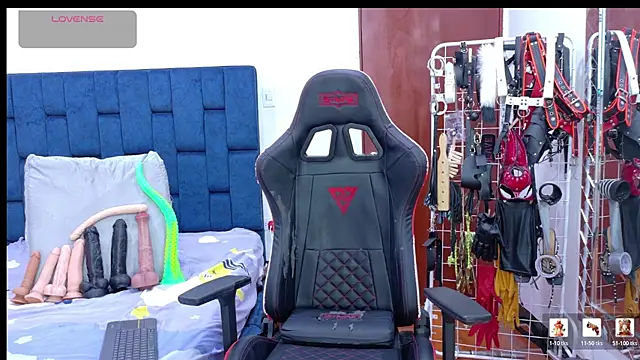 JoseRumbero26 online show from July 2026 12:37:01 PM