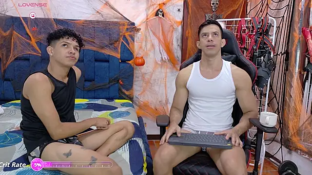 JoseRumbero26 online show from October 2025 12:29:02 PM