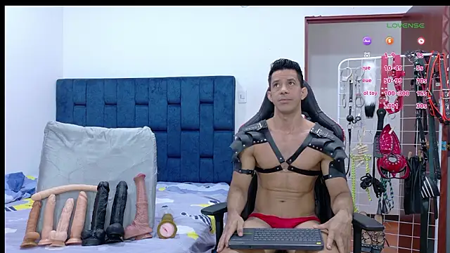 JoseRumbero26 online show from February 2026 12:51:02 PM