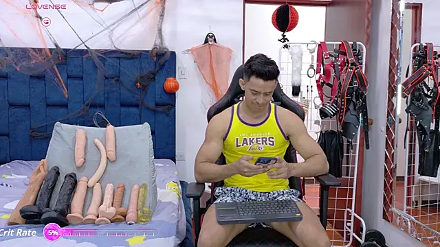 JoseRumbero26 online show from October 2025 01:45:01 PM