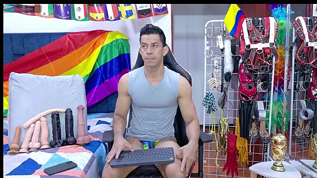 JoseRumbero26 online show from June 2026 10:59:01 AM