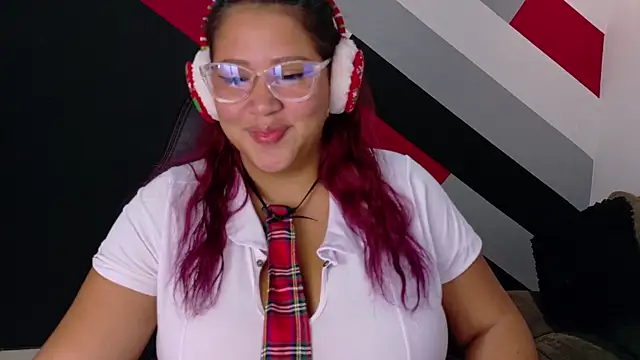 I am yours- online show from December 2025 11:42:02 AM