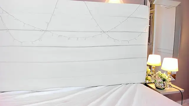 Lilly 2809  online show from November 2025 04:16:01 AM