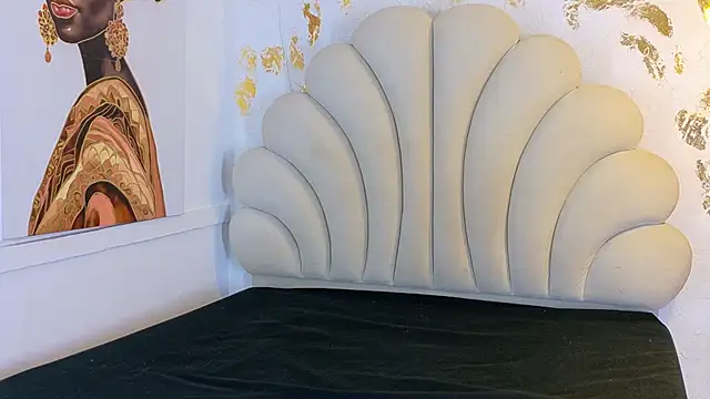 bonieklent online show from November 2025 03:21:02 AM