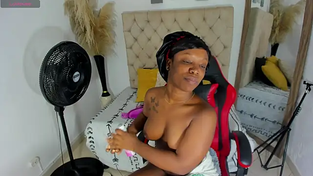 helena copper  online show from December 2025 09:37:02 PM