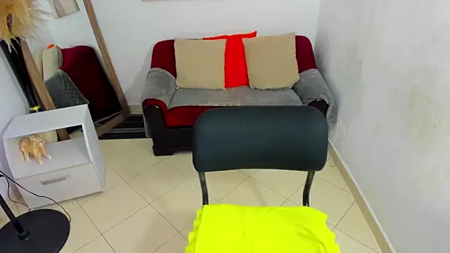 helena copper  online show from March 2025 04:16:02 AM