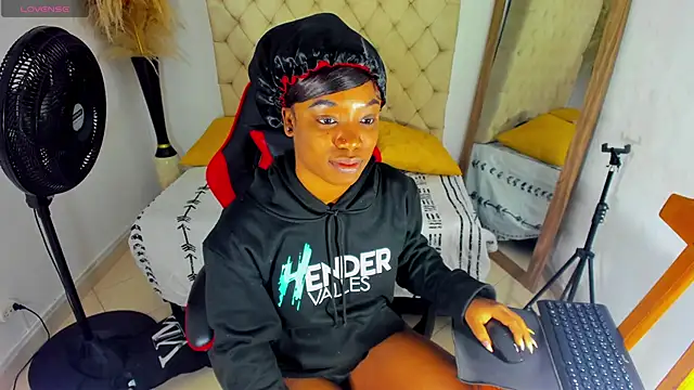 helena copper  online show from November 2025 07:03:01 PM