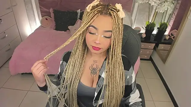 conny  curly online show from September 2025 01:07:01 PM