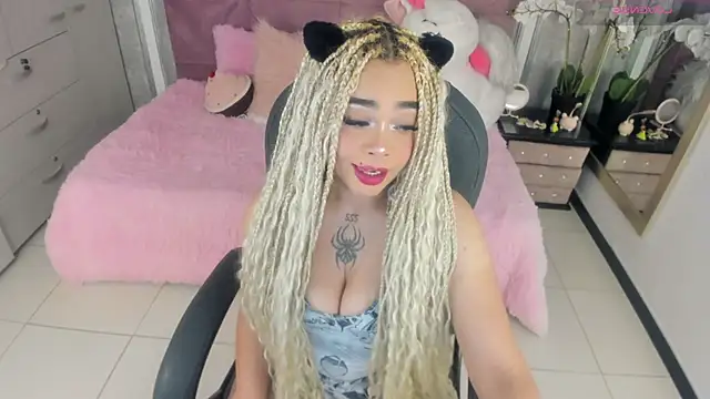 conny  curly online show from January 2026 09:21:02 PM