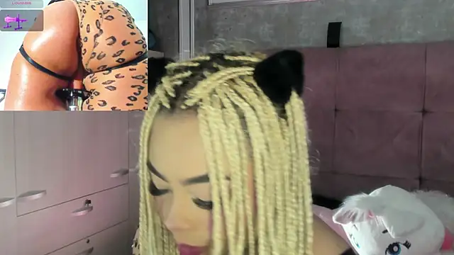 conny  curly online show from April 2026 02:13:01 PM