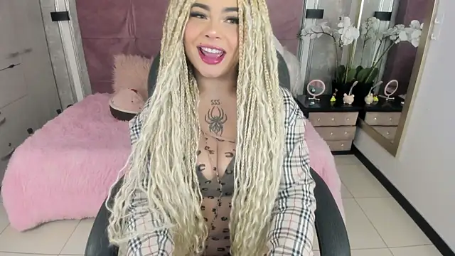 conny  curly online show from January 2026 01:04:02 PM