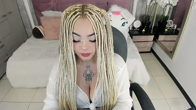 conny  curly online show from February 2026 09:04:02 PM