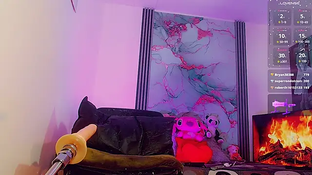  ChanellR  online show from October 2025 07:36:01 PM