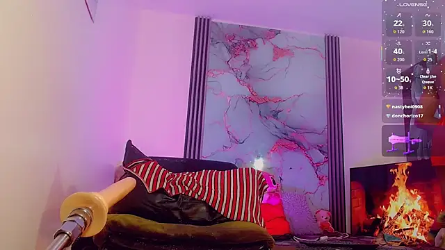  ChanellR  online show from November 2025 07:14:01 PM