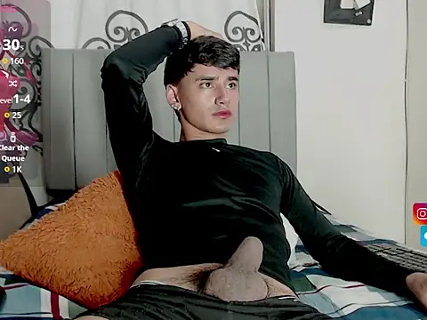 juan stiven online show from October 2025 10:32:02 PM