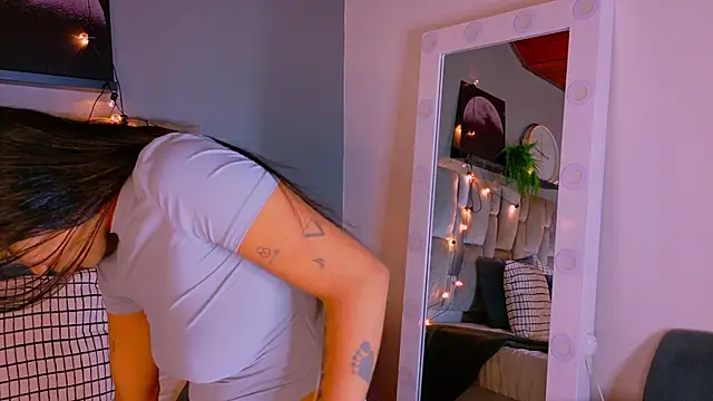 rachellmartinez online show from October 2025 11:42:02 AM