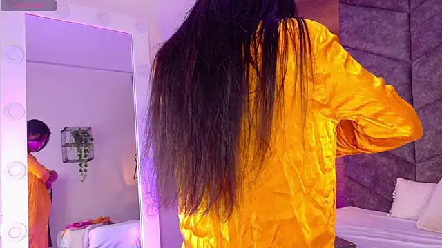 Snapshot of rachellmartinez chatting on September 2025 11:38:02 AM rachellmartinez online show from September 2025 11:38:02 AM