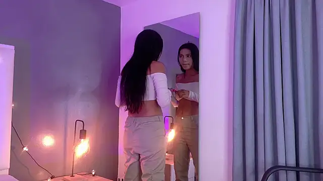 Snapshot of rachellmartinez chatting on September 2025 11:44:02 AM rachellmartinez online show from September 2025 11:44:02 AM