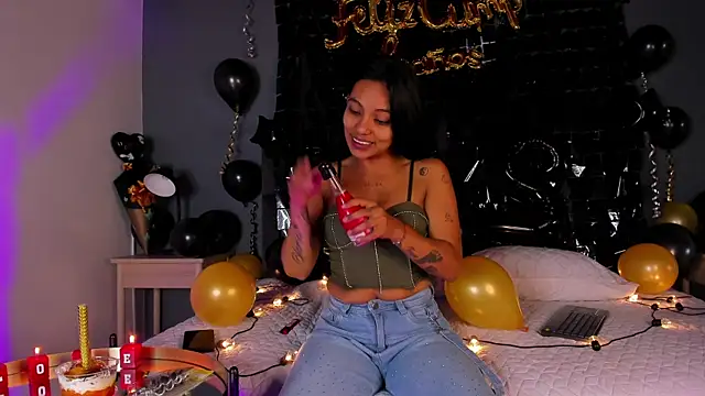 rachellmartinez online show from November 2025 12:06:01 PM