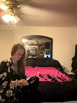 Snapshot of Mymy_Stevo_420 chatting on December 2024 12:46:01 AM Mymy Stevo 420 online show from December 2024 12:46:01 AM