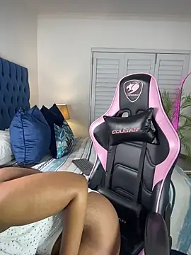 Stunning Booty online show from May 2026 05:22:01 PM