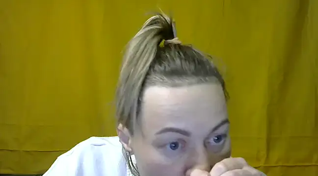 wLESLYMOSw online show from March 2025 06:36:01 PM