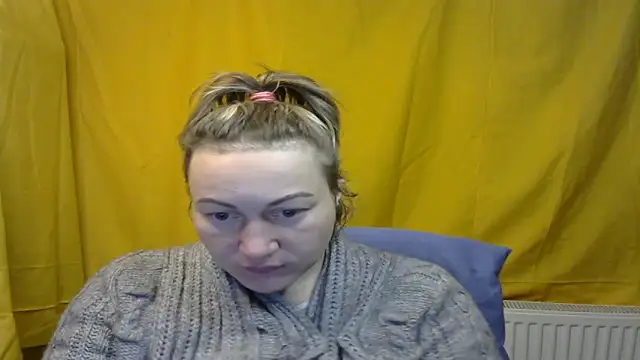 wLESLYMOSw online show from February 2025 08:16:02 PM