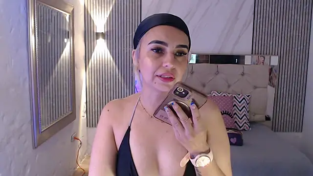 ashley  tylor online show from February 2026 09:25:02 PM