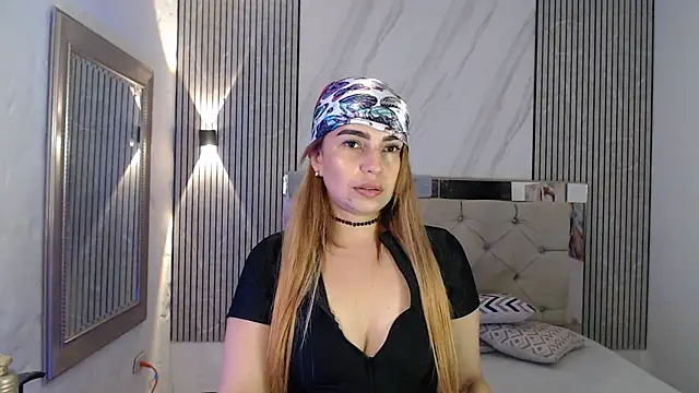 ashley  tylor online show from January 2026 10:24:02 PM