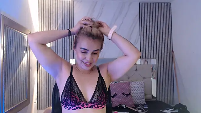 ashley  tylor online show from April 2026 08:27:01 PM