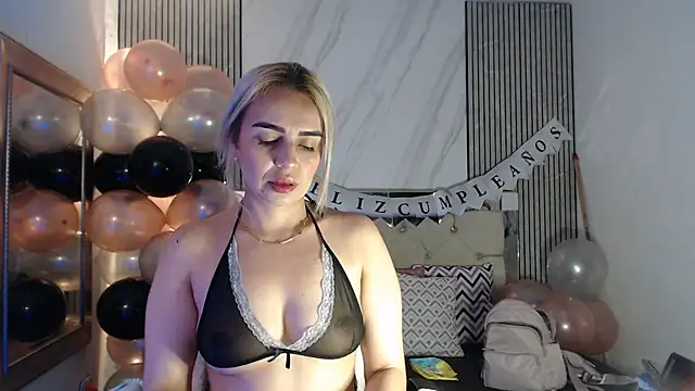 ashley  tylor online show from April 2026 10:01:01 PM