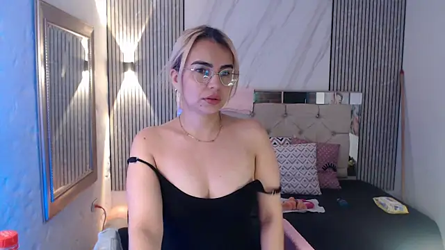 ashley  tylor online show from May 2026 04:13:02 PM