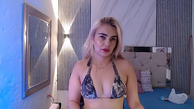 ashley  tylor online show from March 2026 01:49:01 AM