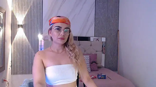 ashley  tylor online show from March 2026 02:35:01 AM