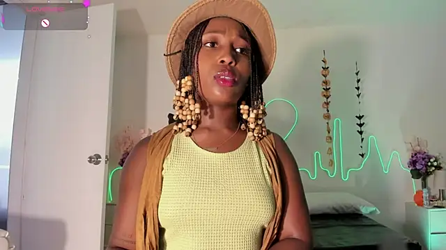 Snapshot of EmmaSanzz_ chatting on October 2025 11:23:01 AM EmmaSanzz online show from October 2025 11:23:01 AM