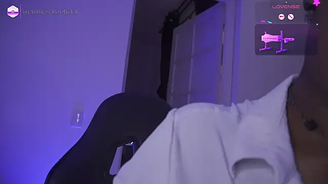 EmmaSanzz  online show from April 2026 12:01:02 PM