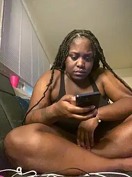 fantasygyal online show from May 2026 04:01:01 AM