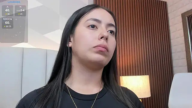 Julietasantos   online show from May 2026 06:22:02 PM