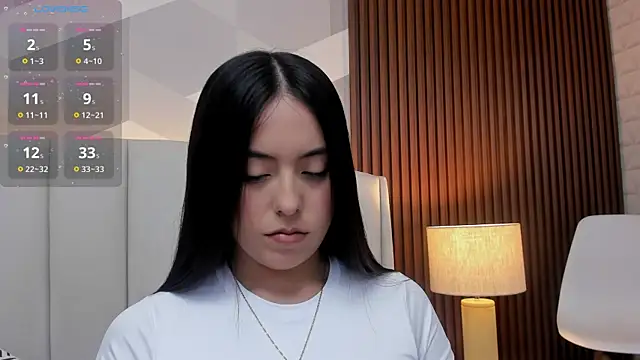 Julietasantos   online show from April 2026 06:31:02 PM