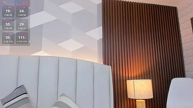 Snapshot of Julietasantos__ chatting on December 2025 06:32:01 PM Julietasantos online show from December 2025 06:32:01 PM