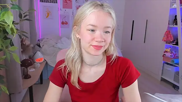 Lily Young online show from March 2026 04:12:02 AM