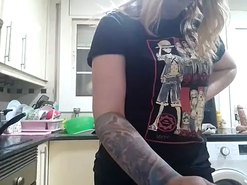 Snapshot of Dakota_Blonde08 chatting on October 2025 07:57:02 PM Dakota Blonde08 online show from October 2025 07:57:02 PM