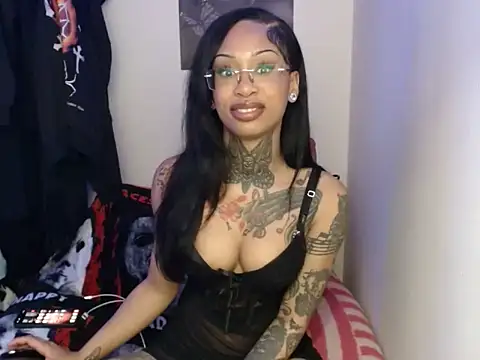 TrinityTeighlor online show from December 2025 11:44:02 AM