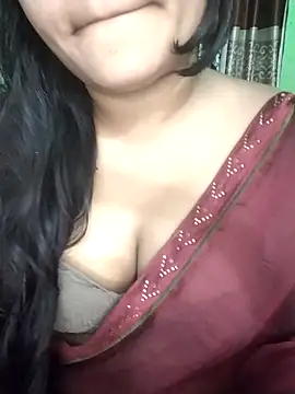 Snapshot of Kotha_-Moni chatting on May 2026 04:40:02 PM Kotha -Moni online show from May 2026 04:40:02 PM