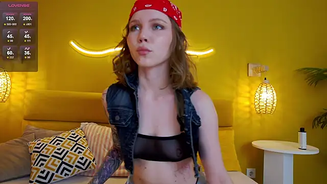 lessysweety online show from September 2025 03:06:02 AM