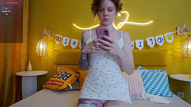 lessysweety online show from September 2025 03:13:02 AM