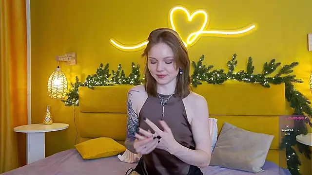 lessysweety online show from November 2025 02:45:02 AM