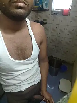 Snapshot of Desi69emd chatting on October 2025 03:06:01 AM Desi69emd online show from October 2025 03:06:01 AM