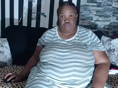 BigHotMatureXx online show from February 2026 10:12:02 AM